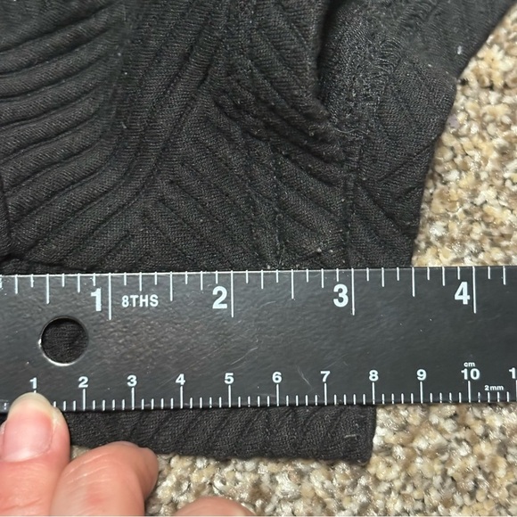 See and Be Seen Black Athletic Shorts Women - Picture 7 of 9